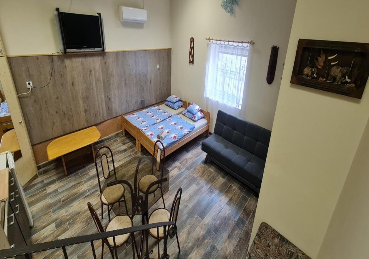 Oazis Apartman Harkany Bagian luar foto