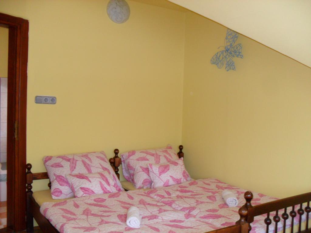 Oazis Apartman Harkany Bagian luar foto